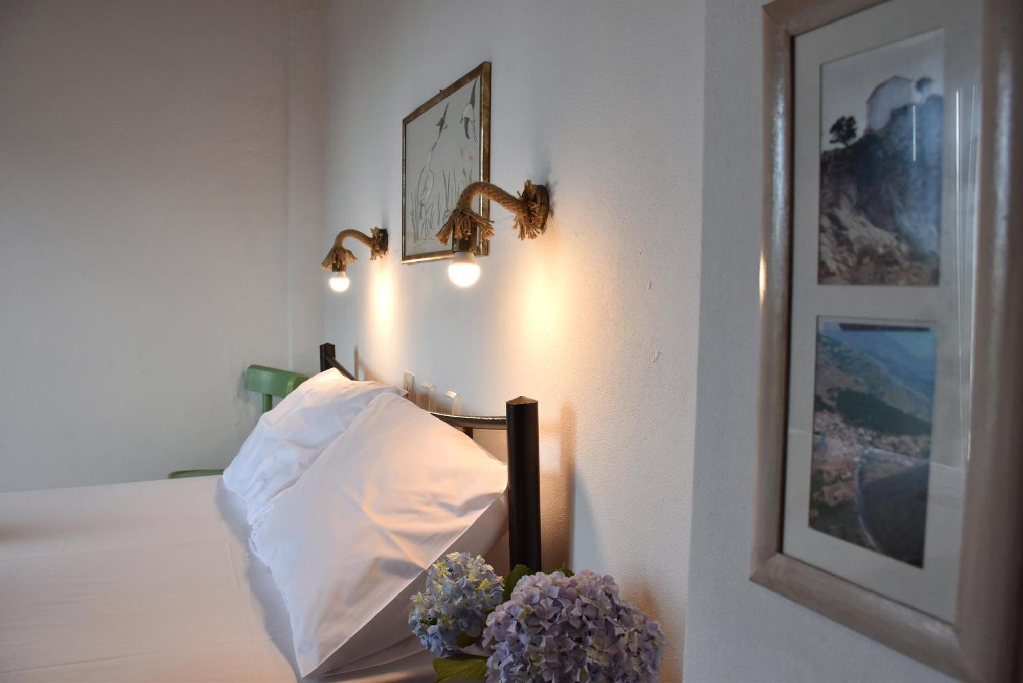Mirsini Apartments Kariotes Dış mekan fotoğraf
