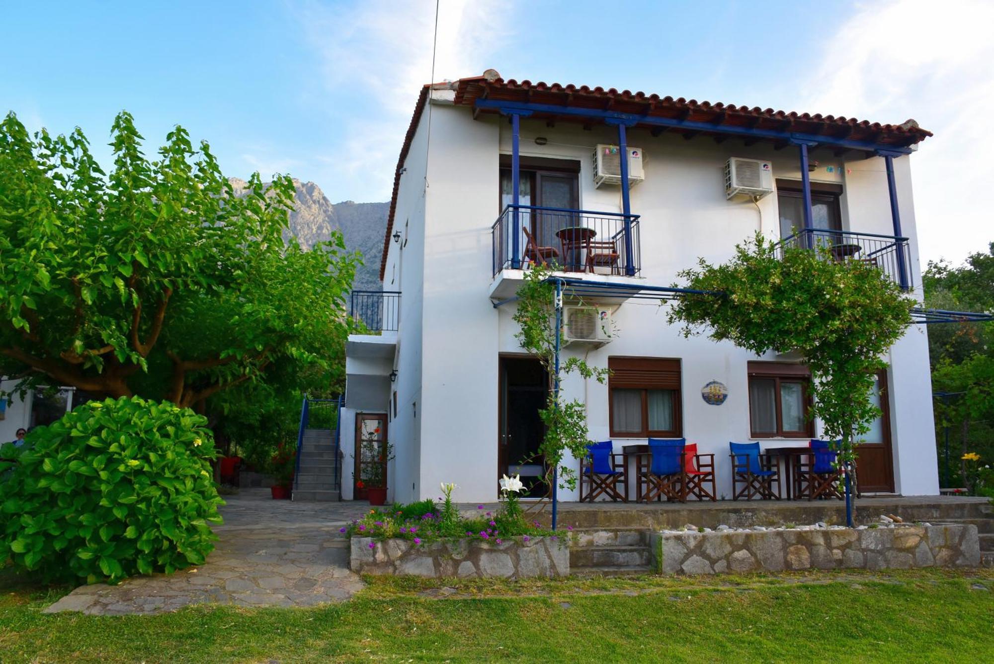 Mirsini Apartments Kariotes Dış mekan fotoğraf