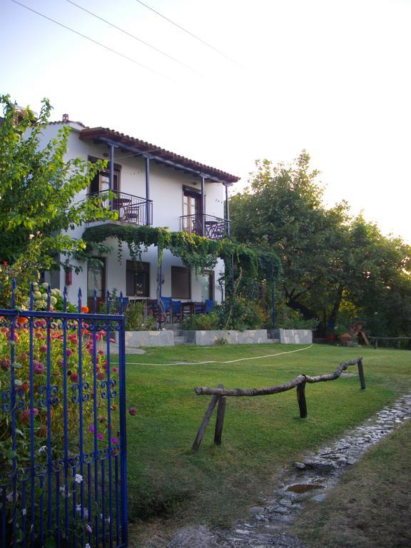 Mirsini Apartments Kariotes Dış mekan fotoğraf